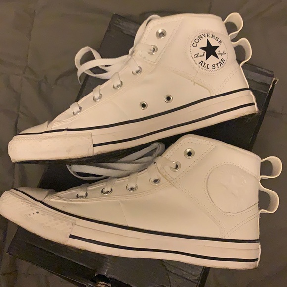 Converse Shoes - White leather Hightop Converse